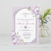 Purple Floral Silver Cross First Holy Communion Einladung (Stehend Vorderseite)