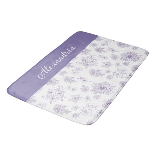 Purple Flower Pattern Custom Name Badematte (Schrägansicht)