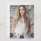 Purple Flowers Girl Graduation Party Einladung (Rückseite)