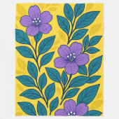 Purple Flowers & Teal Leaves on Yellow Background Fleecedecke (Vorderseite)