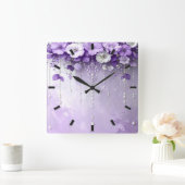 Purple Flowers with Dangling Pearls Wall Clock Quadratische Wanduhr (Zuhause)