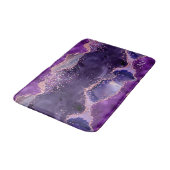 Purple Glittery Agate Texture Badematte (Schrägansicht)