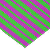 Purple Green Stylish Stripes Pattern Design Tischdecke (Schrägansicht)