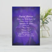 Purple Iris Flower Bridal Shower Einladung (Stehend Vorderseite)