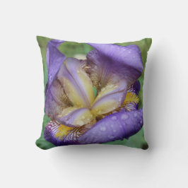 Purple Iris (Iris Germanica) Kissen