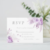 Purple Lavender Roses Elegant Wedding RSVP Karte (Stehend Vorderseite)