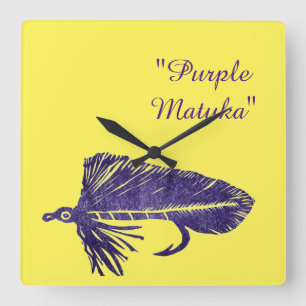 Purple Matuka streamer fly fishing fly tying art Quadratische Wanduhr
