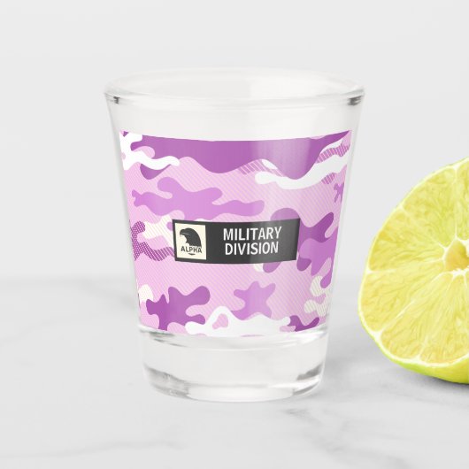 Purple Military Camo Shot Glass Schnapsglas (Vorderseite)