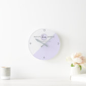 Purple Monogram Style Custom Logo Business Runde Wanduhr (Zuhause)