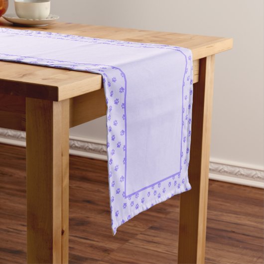 Purple pawprints medium table runner kurzer tischläufer (Beispiel)