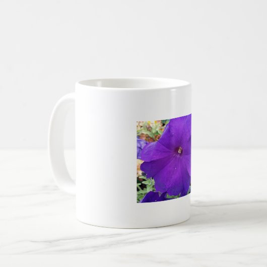 Purple Petunia Coffee Mug Kaffeetasse (Vorderseite Links)