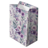 Purple, Pink, Lavender Floral Mittlere Geschenktüte (Rückseite Schrägansicht)