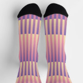 Purple Pink Yellow Striped Pattern Socken (Oben)
