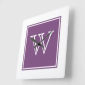 Purple Square Monogram Quadratische Wanduhr (Winkel)