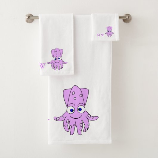 Purple Squid Design Monogrammed Badhandtuch Set (Insitu)