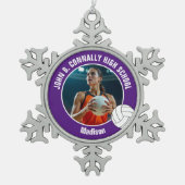 Purple Volleyball Player Photo High School Schneeflocken Zinn-Ornament (Vorderseite)