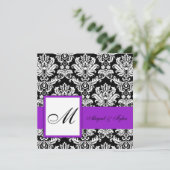 Purple Wedding Monogram Einladung (Stehend Vorderseite)