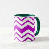 Purple White Chevron Zigzag Pattern Design  Tasse (VorderseiteRechts)