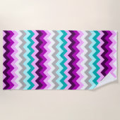 Purple White Teal Chevrons Beach Towel Strandtuch (Vorderseite)