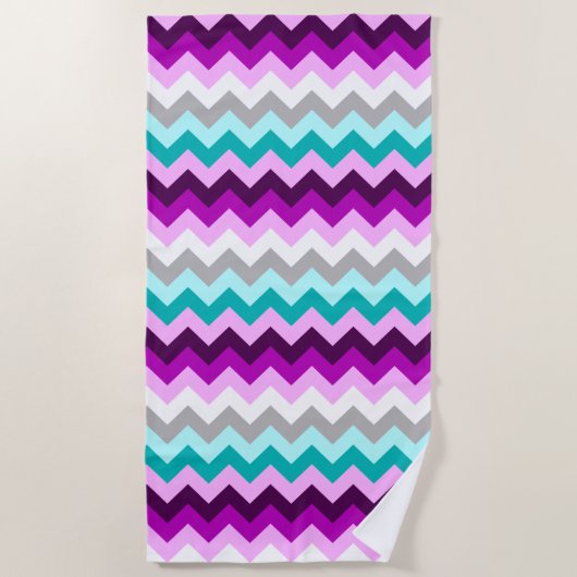 Purple White Teal Chevrons Beach Towel Strandtuch (Vorderseite)