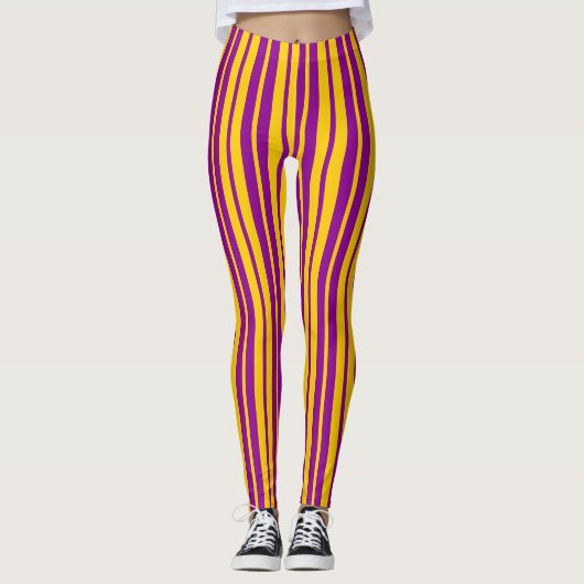 Purple Yellow Stylish Stripes Pattern Design  Leggings (Vorderseite)