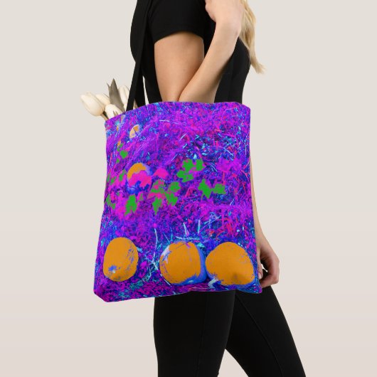 Purplish Pumpkin Field in Pop Art Style Tasche (Von Nahem)