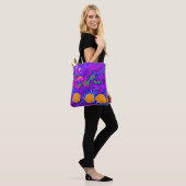 Purplish Pumpkin Field in Pop Art Style Tasche (Am Model)
