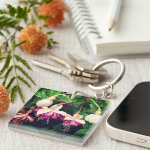 Purpurblumen Schlüsselanhänger