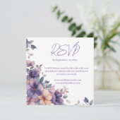 Purpurrosa Blume auf der RSVP-Hochzeitkarte (Stehend Vorderseite)
