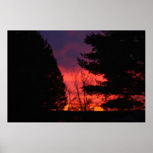 Purpurroter Sonnenaufgang über Hubbell, Michigan Poster
