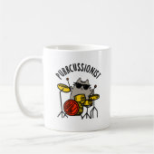 Purr-Kussionist Funny Drummer Cat Pun Kaffeetasse (Links)