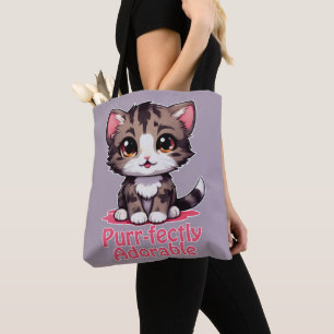 Purr-süßer Chibi Kawaii Kitten in Pink Tasche