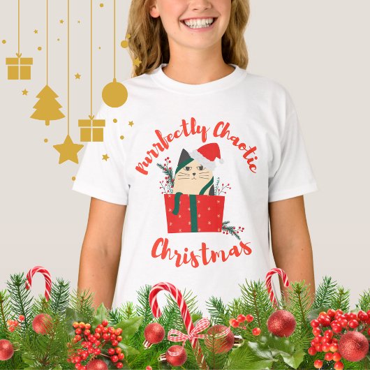 Purrfectly Chaotic Christmas Funny Holiday Cat  T-Shirt