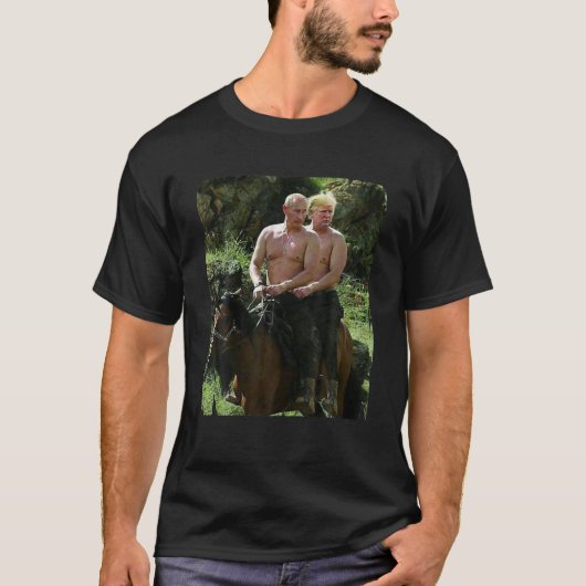 Putin Trump Riding Horse Meme Russland Vereinte St T-Shirt (Vorderseite)