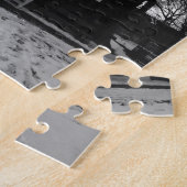 Puzzle alter Schwarzweiss-Kirche Islands (Seite)