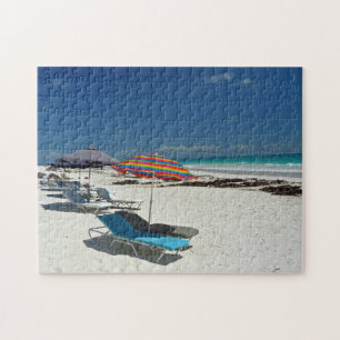 Puzzle am Strand von Bahamas Harbour Island