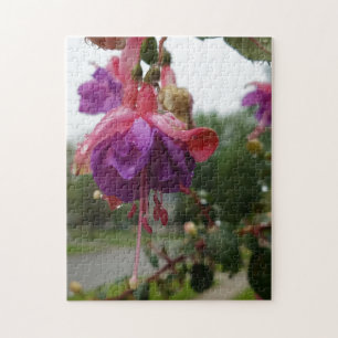 Puzzle aus Foto-Puzzle mit kreativer Rosa Fuchsia-