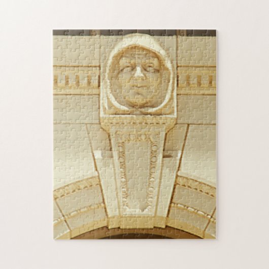 Puzzle - Courthouse Monk 1 (Vertikal)