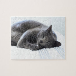 Puzzle der niedlichen grauen Katze