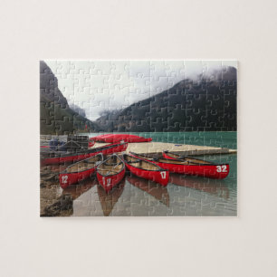 Puzzle mit kanadischen Kanus am See
