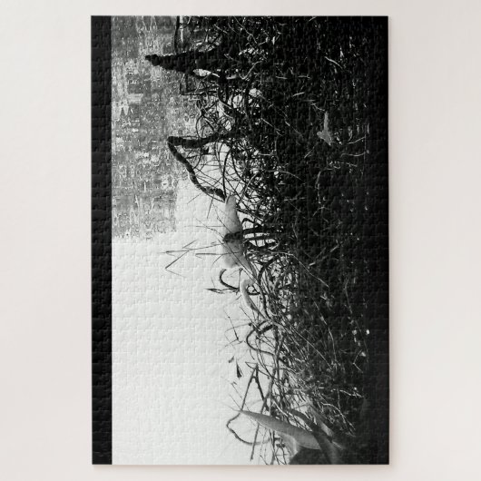 Puzzle mit schwarzem und weißem Kran (Vertikal)