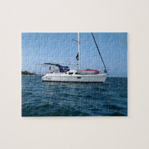 Puzzlespiel von einem Starjewel das Segelboot am Puzzle