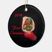 PYJAMA-JUNGEN-STRUMPF-BÄRN-ERSTE KERAMIK ORNAMENT (Links)