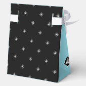 Pyramid Cube Blk White Pastel Blue Geschenkschachtel (Rückseite)