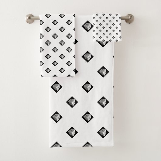Pyramid Cube Repeat White Badhandtuch Set (Insitu)