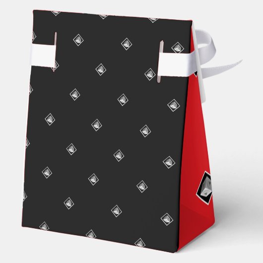 Pyramid Cube Schwarz-weiß Red Geschenkschachtel (Rückseite)