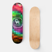 Pyramid Fraktal Monogram Multicolors Skateboard (Vorderseite)
