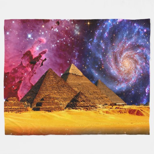 PYRAMID NEBULA FLEECEDECKE (Vorderseite (Horizontal))