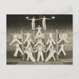 Pyramide aus Jungen Postkarte