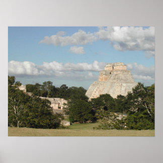 Pyramide des Magiers Poster